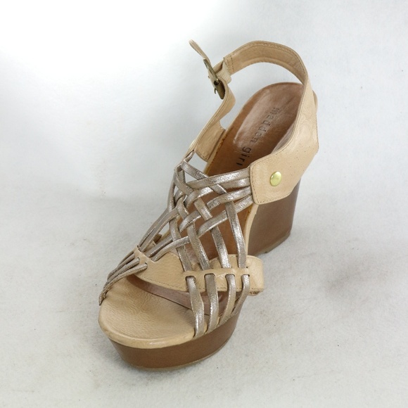 MADDEN GIRL Klydee Strappy Tan/Silver Wedges - Picture 6 of 8